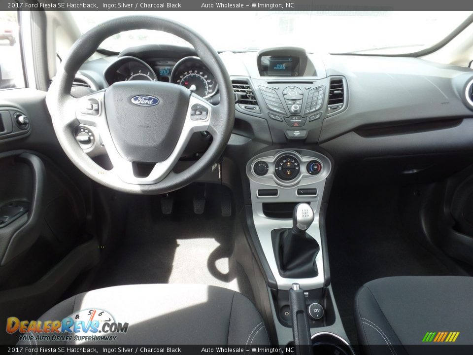 2017 Ford Fiesta SE Hatchback Ingot Silver / Charcoal Black Photo #15