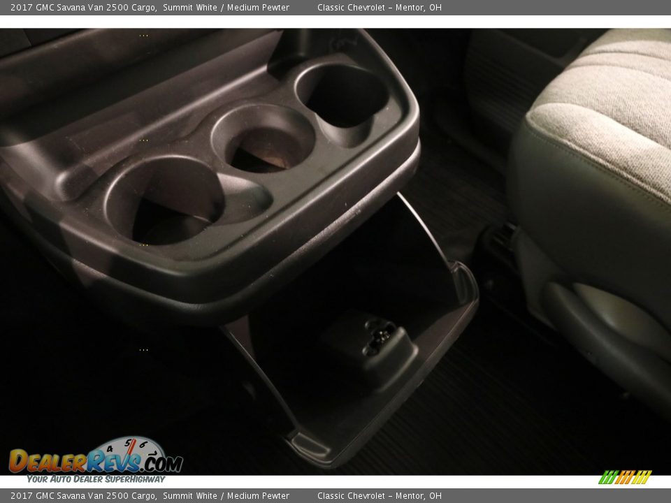 2017 GMC Savana Van 2500 Cargo Summit White / Medium Pewter Photo #10