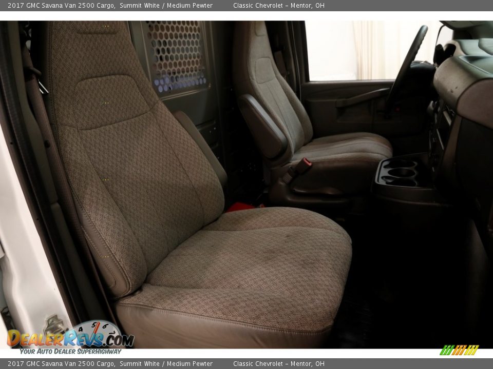 2017 GMC Savana Van 2500 Cargo Summit White / Medium Pewter Photo #11