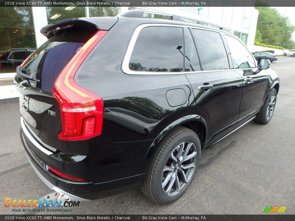 2018 Volvo XC90 T5 AWD Momentum Onyx Black Metallic / Charcoal Photo #2