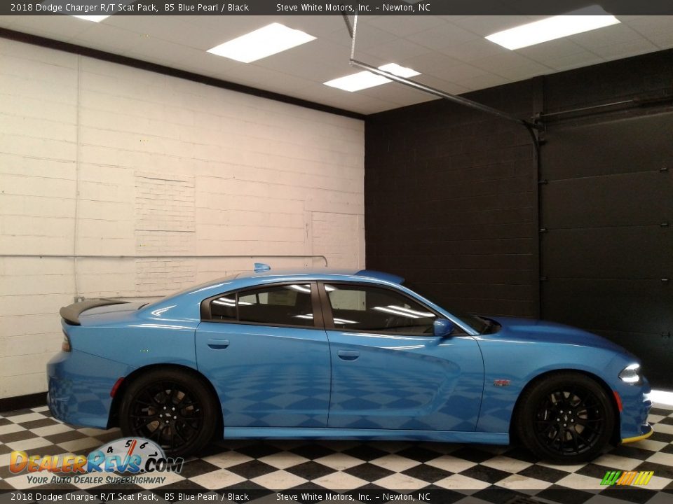 2018 Dodge Charger R/T Scat Pack B5 Blue Pearl / Black Photo #5
