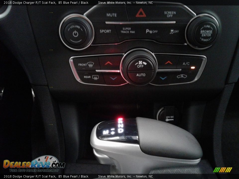2018 Dodge Charger R/T Scat Pack B5 Blue Pearl / Black Photo #25