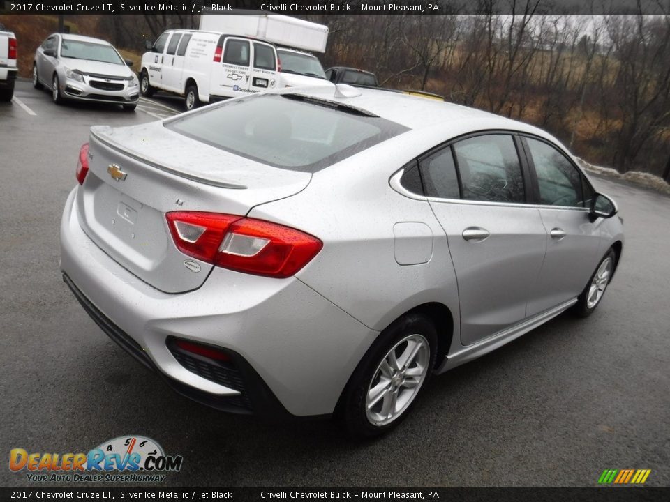 2017 Chevrolet Cruze LT Silver Ice Metallic / Jet Black Photo #8