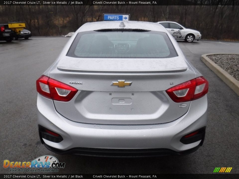 2017 Chevrolet Cruze LT Silver Ice Metallic / Jet Black Photo #10