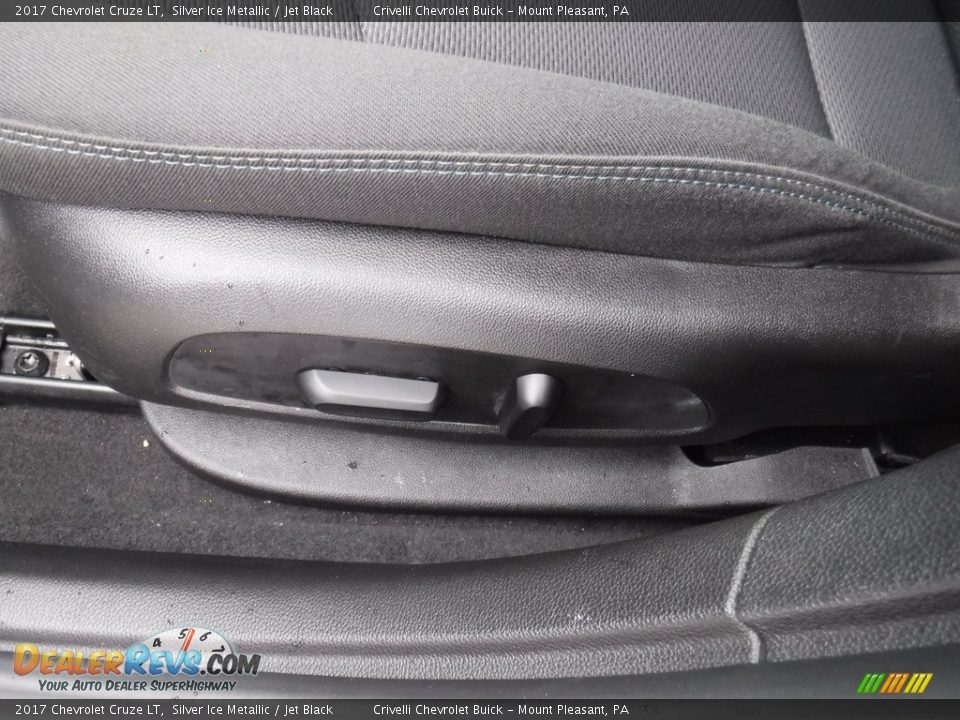 2017 Chevrolet Cruze LT Silver Ice Metallic / Jet Black Photo #16