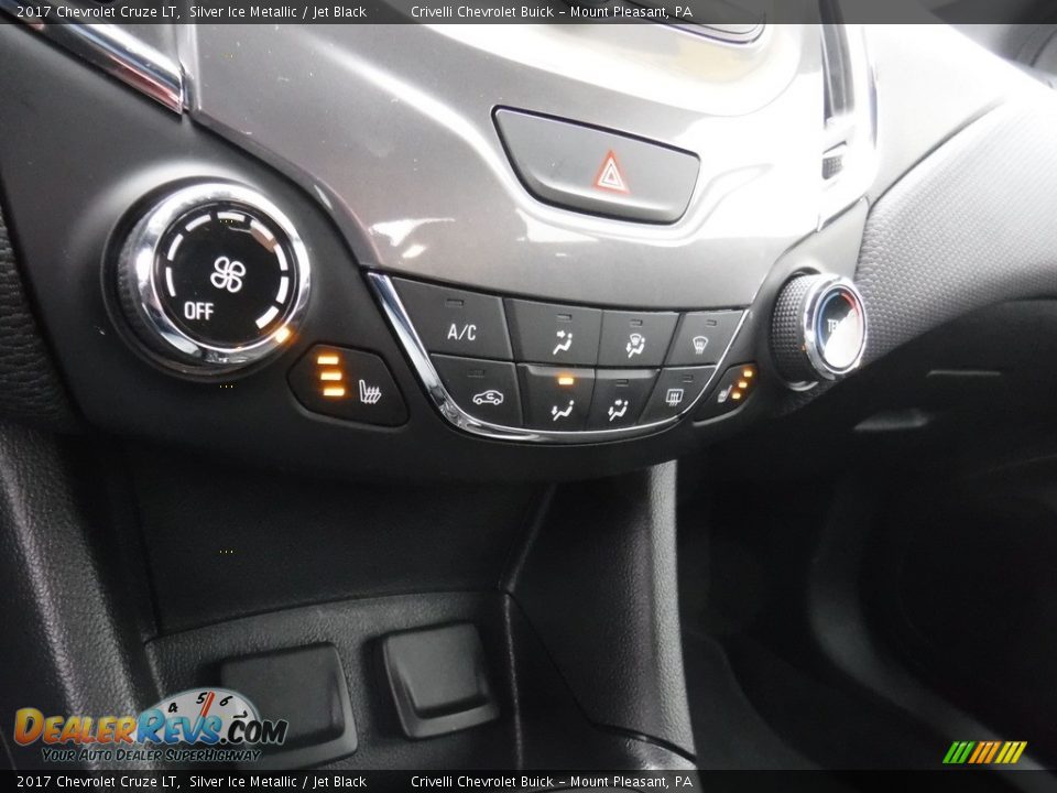 2017 Chevrolet Cruze LT Silver Ice Metallic / Jet Black Photo #19
