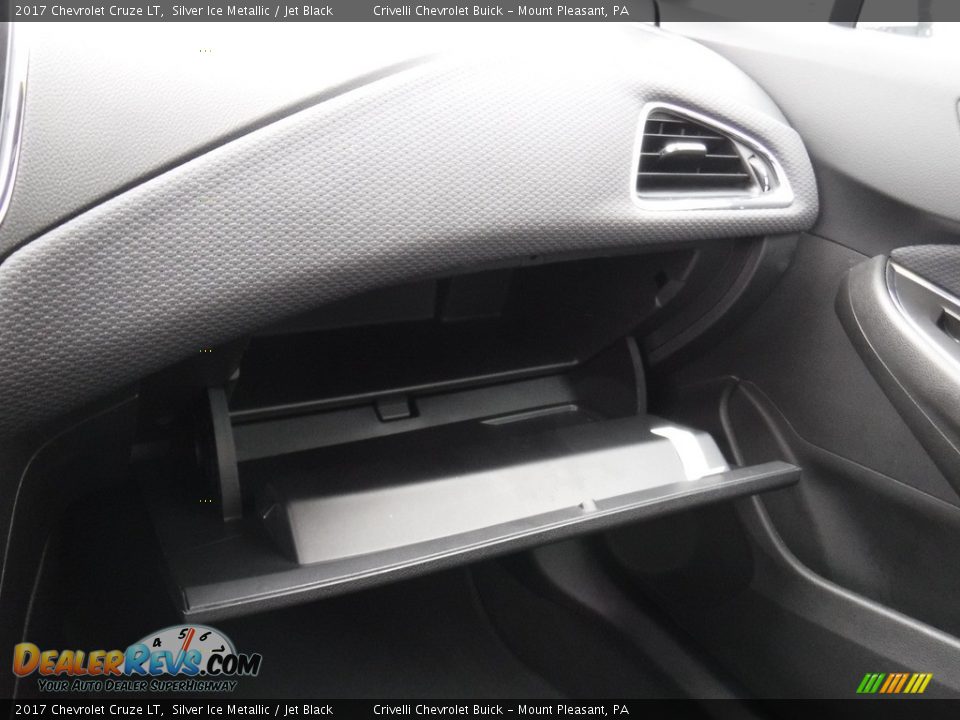 2017 Chevrolet Cruze LT Silver Ice Metallic / Jet Black Photo #25