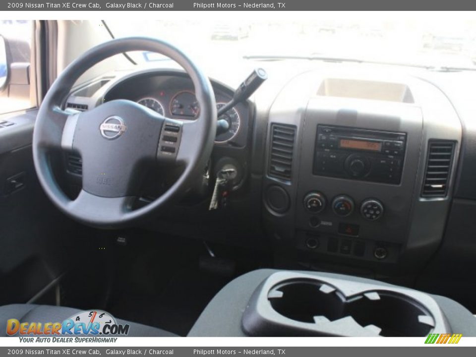 2009 Nissan Titan XE Crew Cab Galaxy Black / Charcoal Photo #24