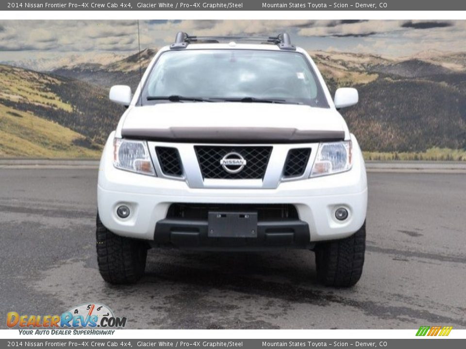 2014 Nissan Frontier Pro-4X Crew Cab 4x4 Glacier White / Pro-4X Graphite/Steel Photo #2