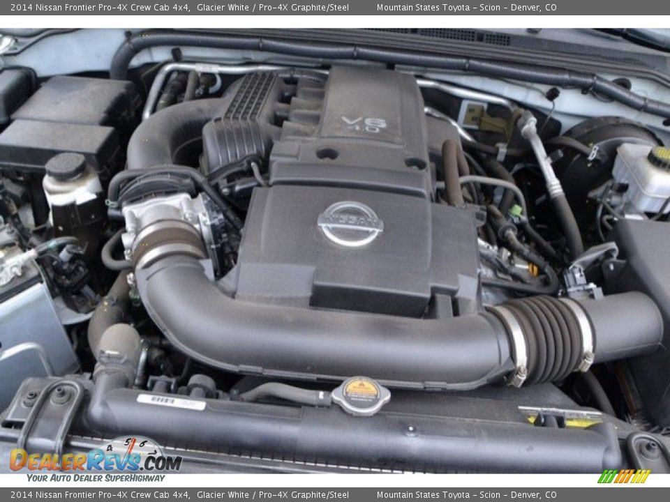 2014 Nissan Frontier Pro-4X Crew Cab 4x4 Glacier White / Pro-4X Graphite/Steel Photo #9