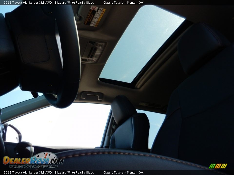 2018 Toyota Highlander XLE AWD Blizzard White Pearl / Black Photo #4