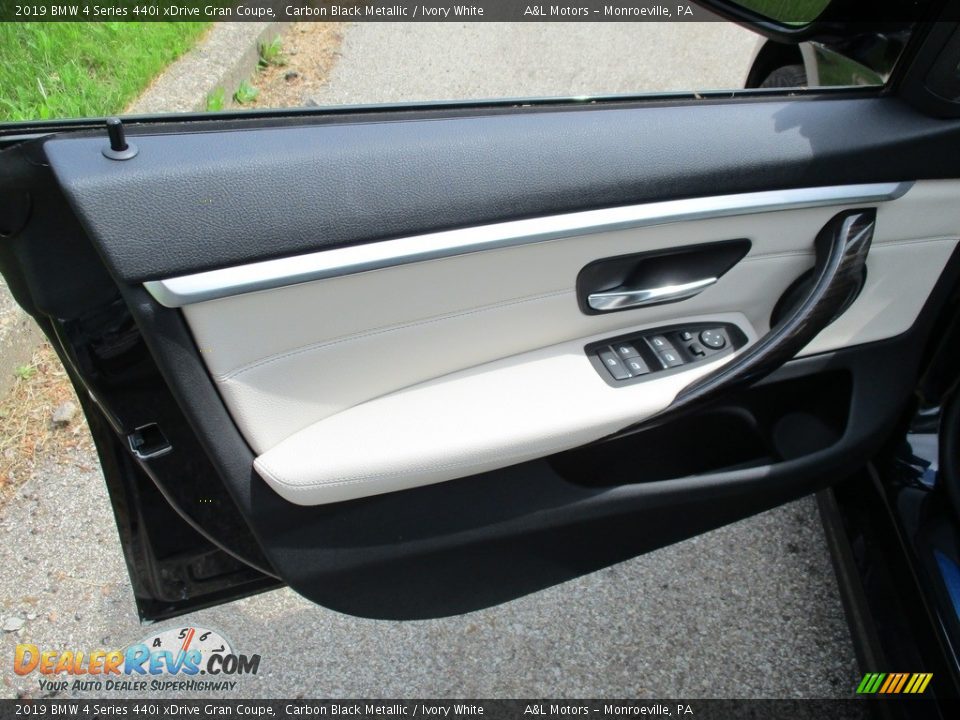 Door Panel of 2019 BMW 4 Series 440i xDrive Gran Coupe Photo #10