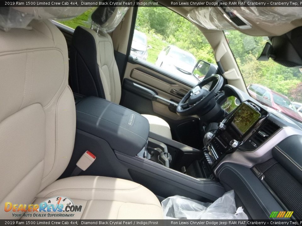 Front Seat of 2019 Ram 1500 Limited Crew Cab 4x4 Photo #10