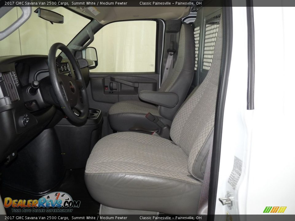 2017 GMC Savana Van 2500 Cargo Summit White / Medium Pewter Photo #7
