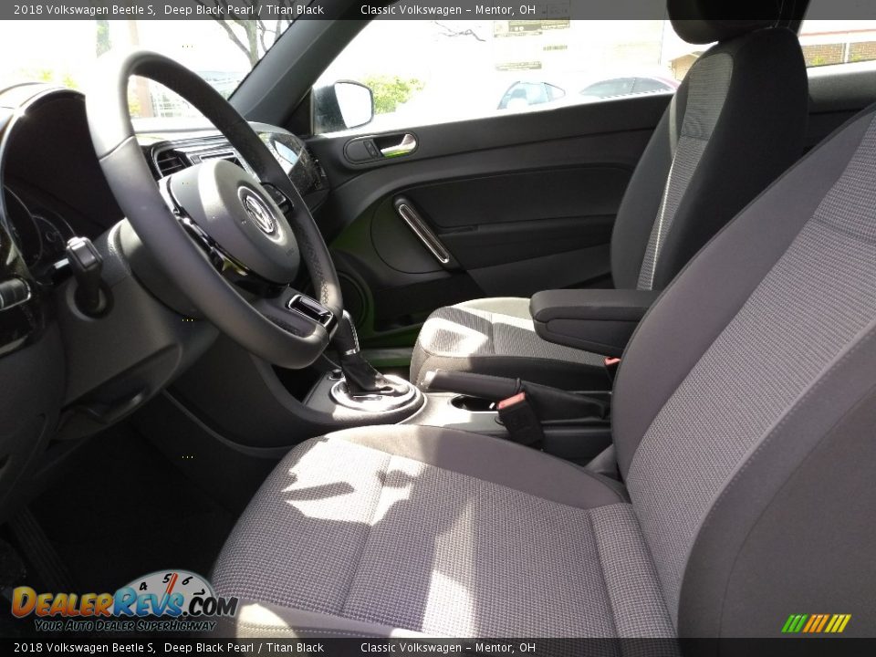 2018 Volkswagen Beetle S Deep Black Pearl / Titan Black Photo #3