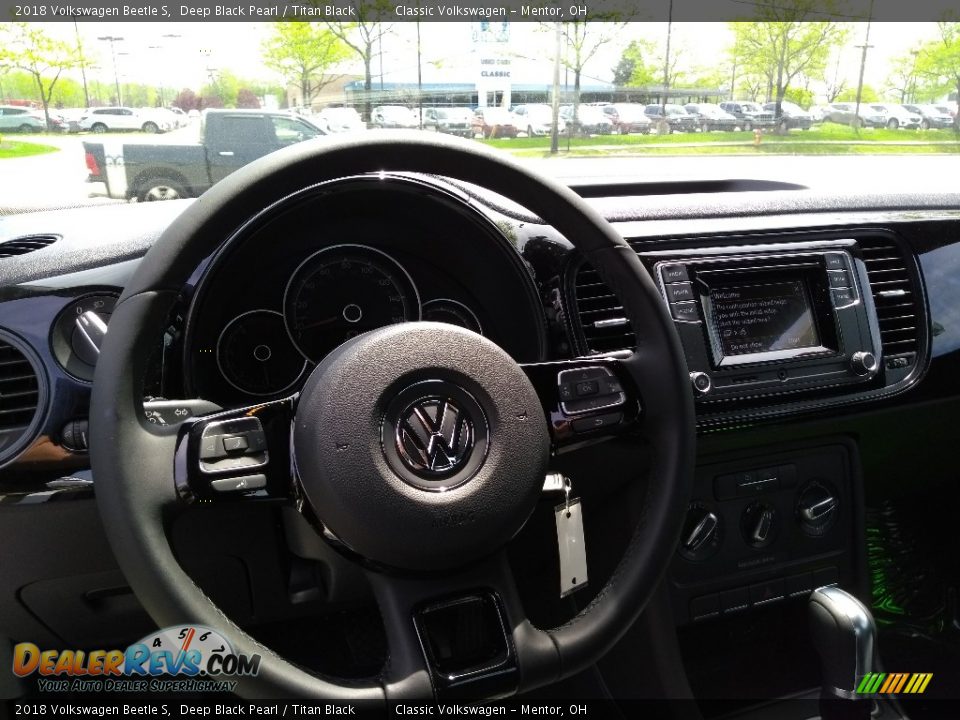 2018 Volkswagen Beetle S Deep Black Pearl / Titan Black Photo #4