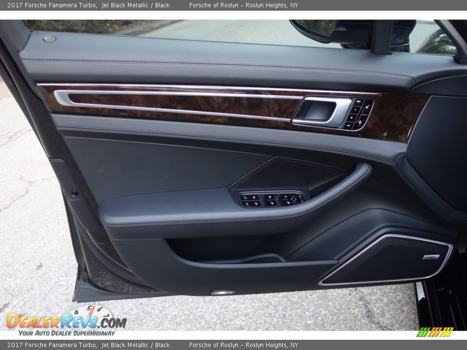 Door Panel of 2017 Porsche Panamera Turbo Photo #14
