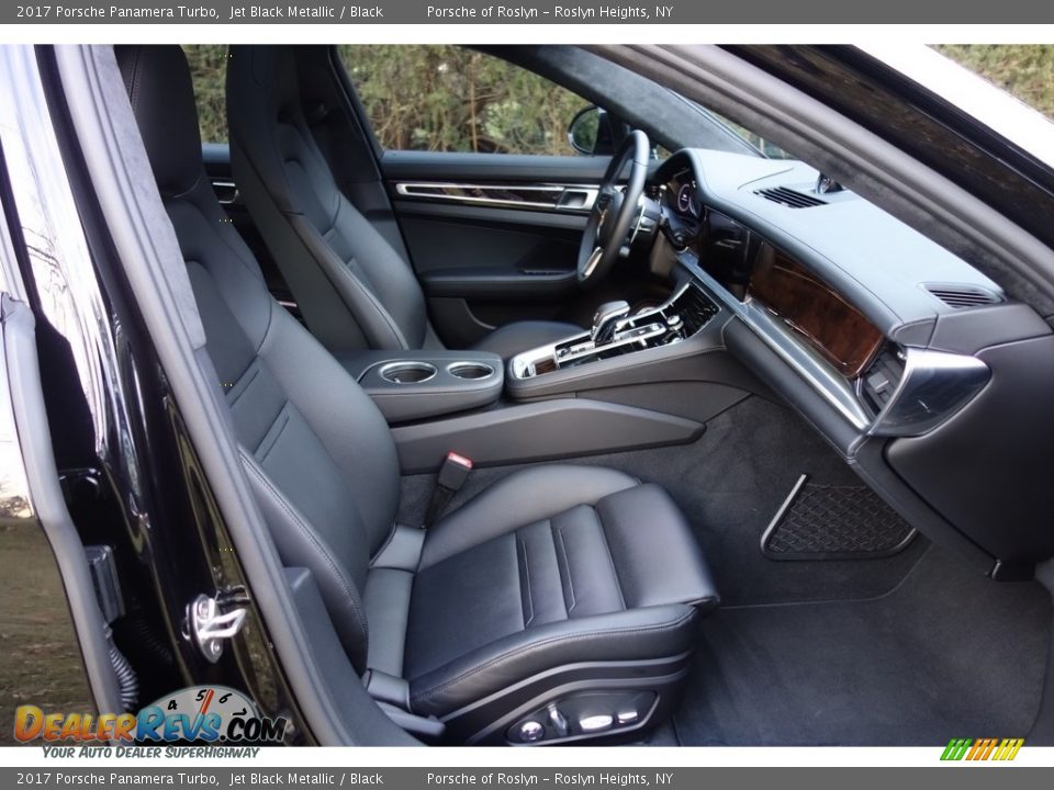 Front Seat of 2017 Porsche Panamera Turbo Photo #19