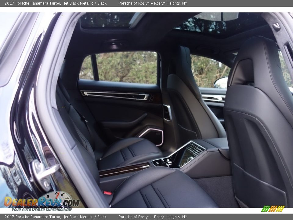 2017 Porsche Panamera Turbo Jet Black Metallic / Black Photo #22