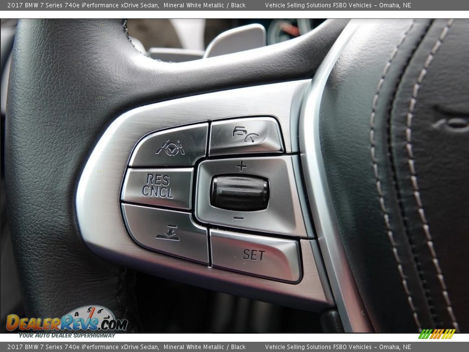 2017 BMW 7 Series 740e iPerformance xDrive Sedan Steering Wheel Photo #10