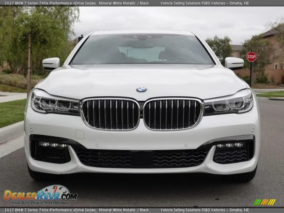 Mineral White Metallic 2017 BMW 7 Series 740e iPerformance xDrive Sedan Photo #19