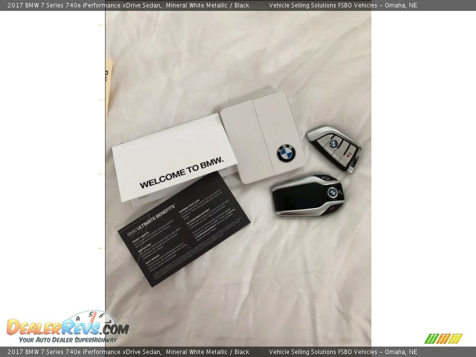 Keys of 2017 BMW 7 Series 740e iPerformance xDrive Sedan Photo #21