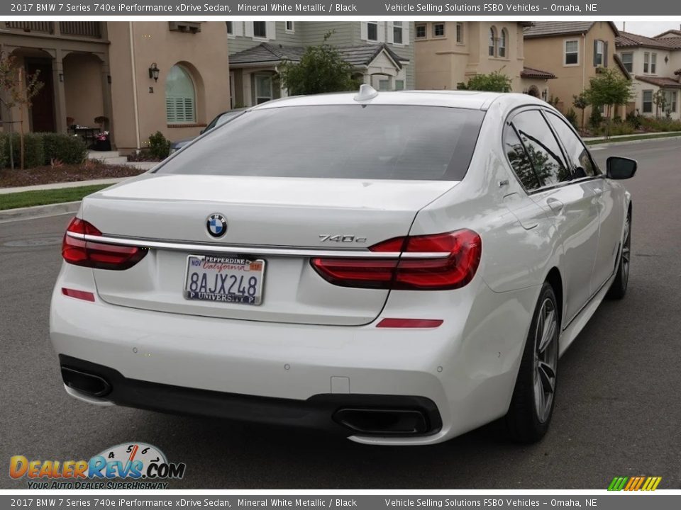 2017 BMW 7 Series 740e iPerformance xDrive Sedan Mineral White Metallic / Black Photo #23