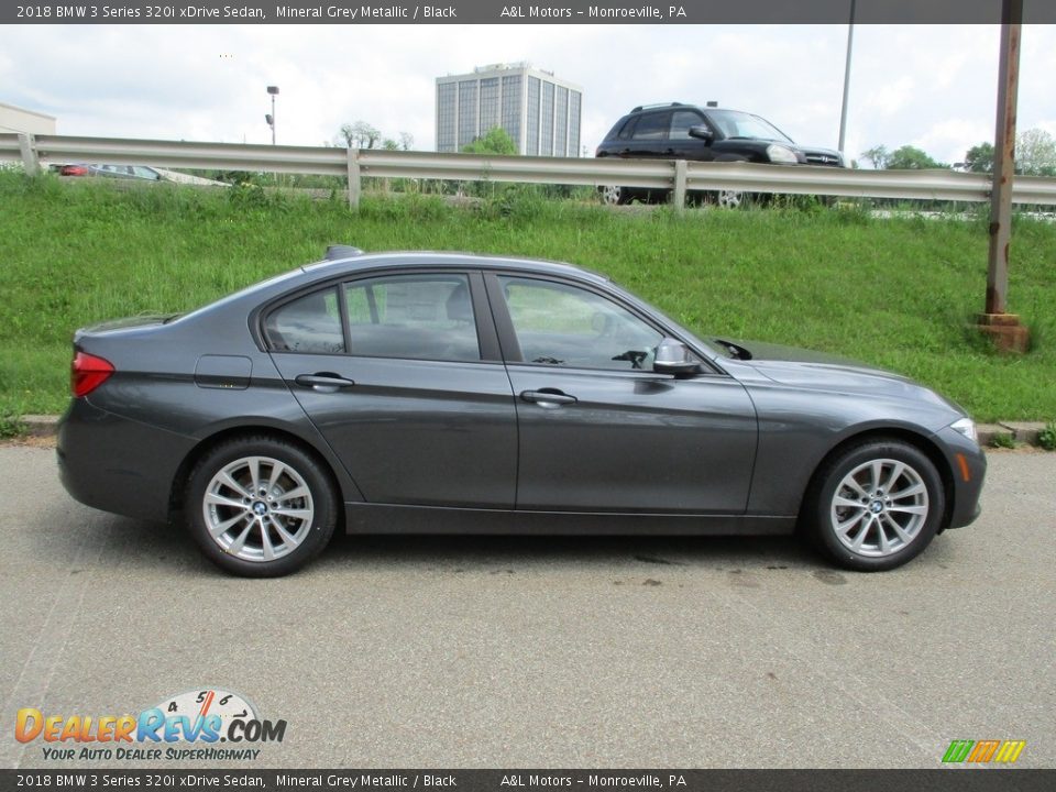 2018 BMW 3 Series 320i xDrive Sedan Mineral Grey Metallic / Black Photo #2