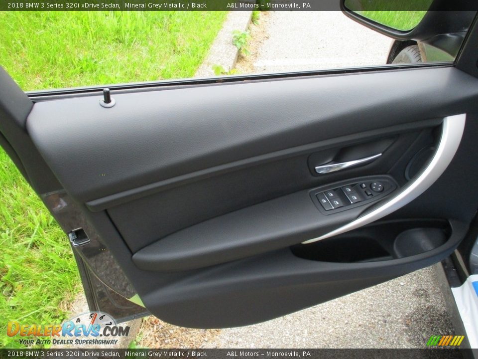 2018 BMW 3 Series 320i xDrive Sedan Mineral Grey Metallic / Black Photo #10