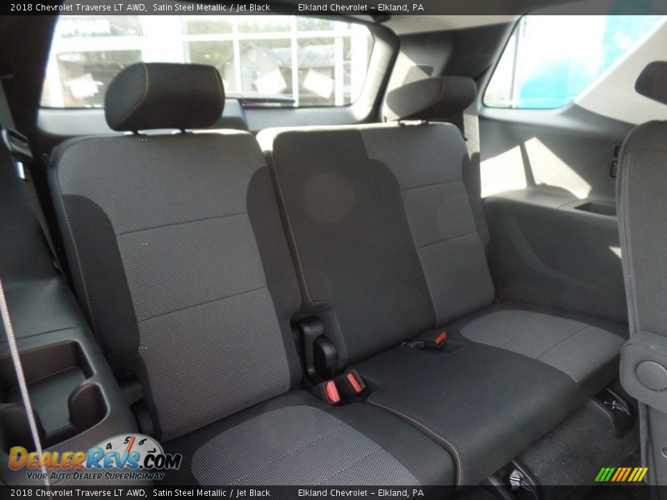 2018 Chevrolet Traverse LT AWD Satin Steel Metallic / Jet Black Photo #14