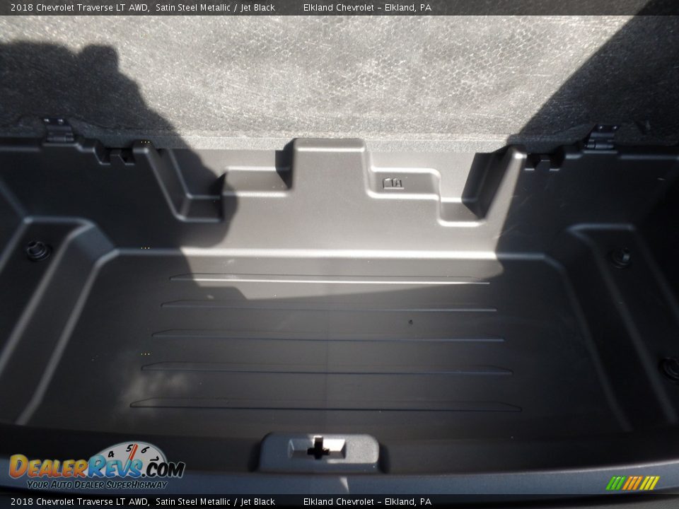 2018 Chevrolet Traverse LT AWD Satin Steel Metallic / Jet Black Photo #17