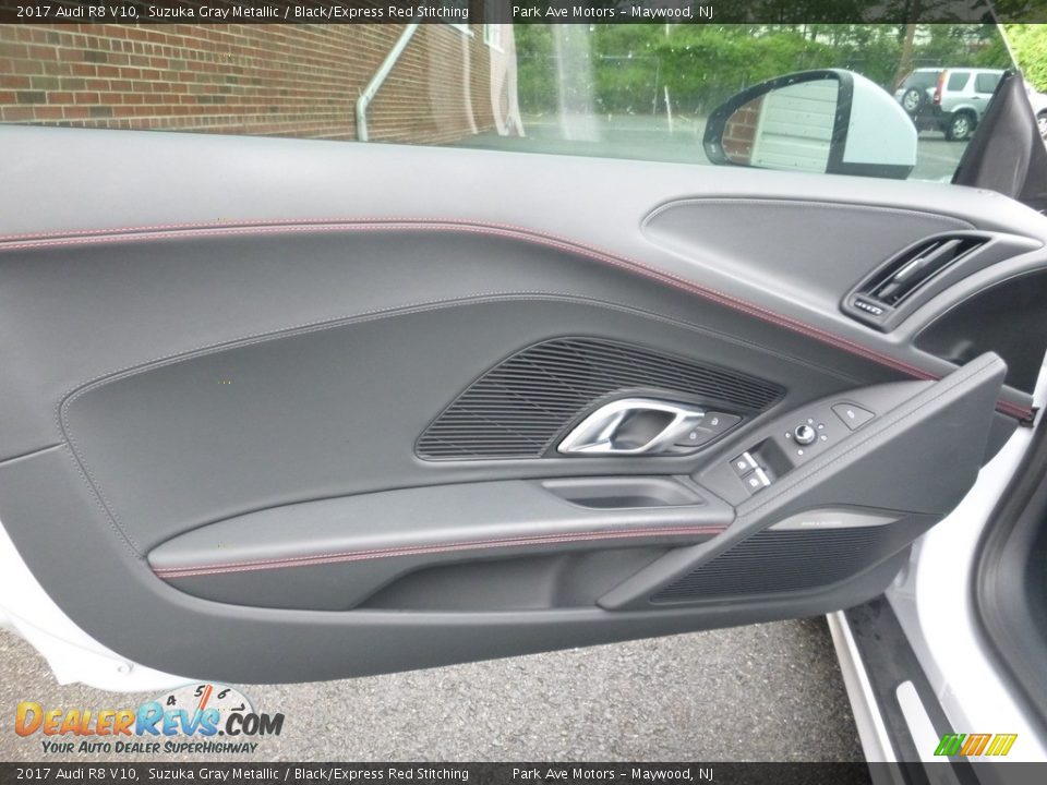 Door Panel of 2017 Audi R8 V10 Photo #10