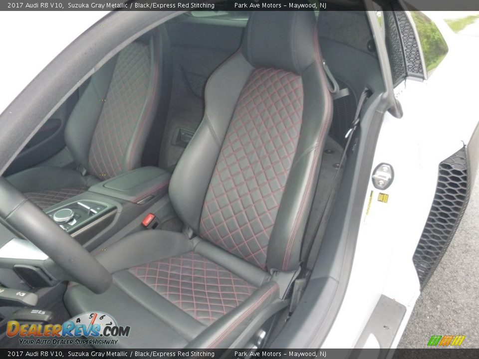 Front Seat of 2017 Audi R8 V10 Photo #11