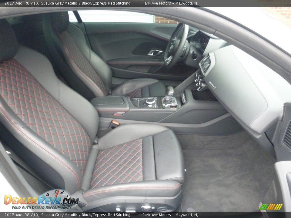 Front Seat of 2017 Audi R8 V10 Photo #16