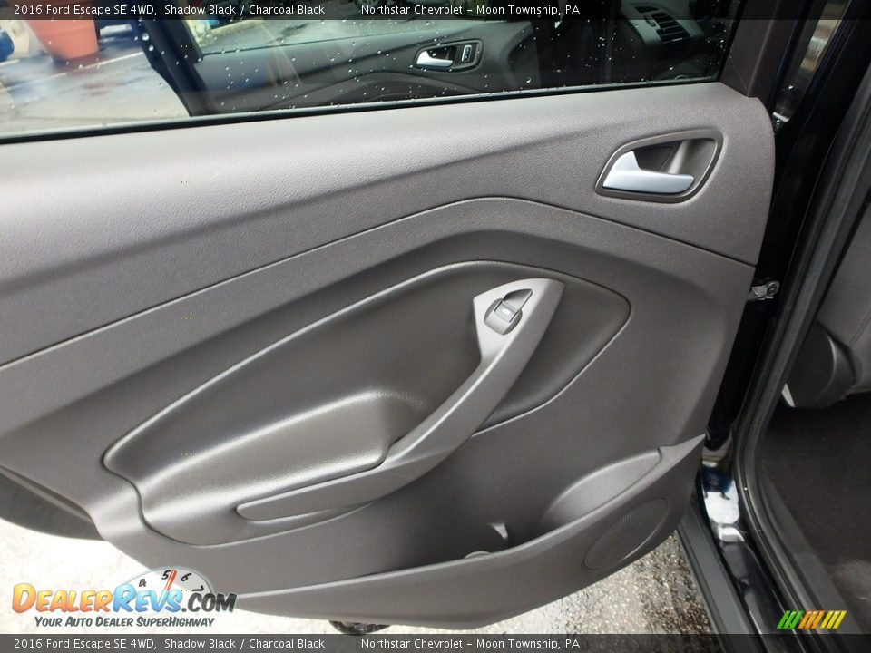 2016 Ford Escape SE 4WD Shadow Black / Charcoal Black Photo #23