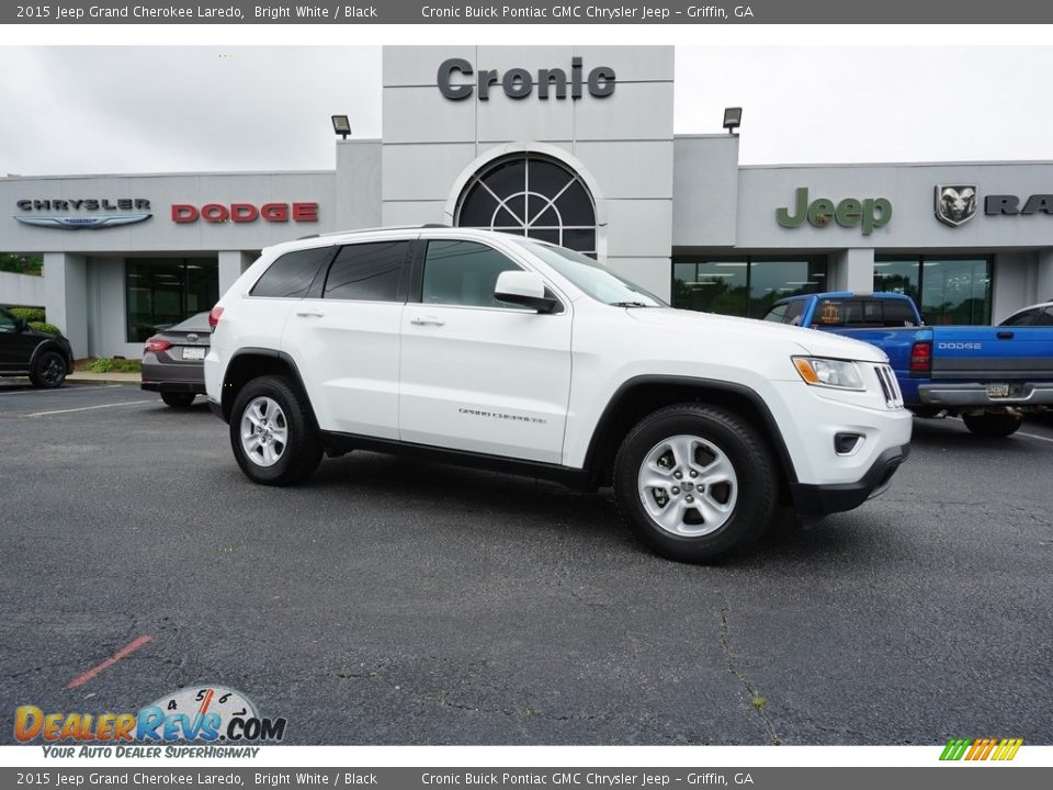 2015 Jeep Grand Cherokee Laredo Bright White / Black Photo #1