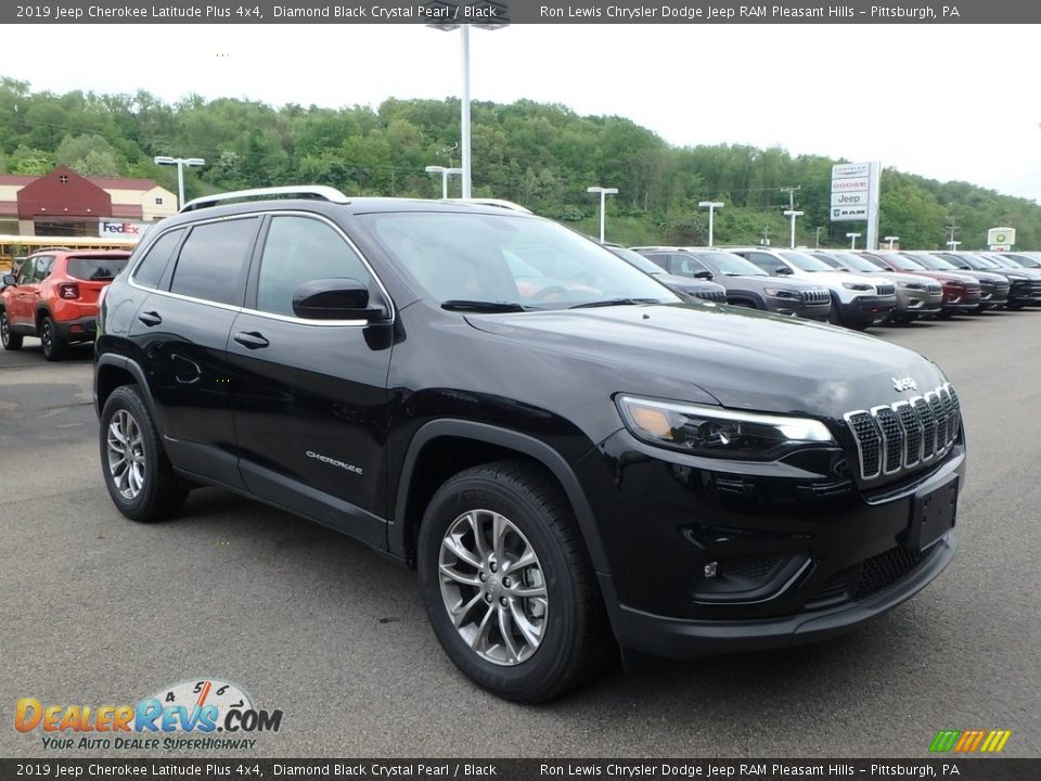 2019 Jeep Cherokee Latitude Plus 4x4 Diamond Black Crystal Pearl / Black Photo #7