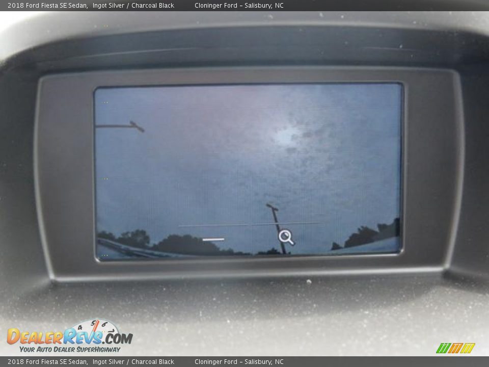 2018 Ford Fiesta SE Sedan Ingot Silver / Charcoal Black Photo #9