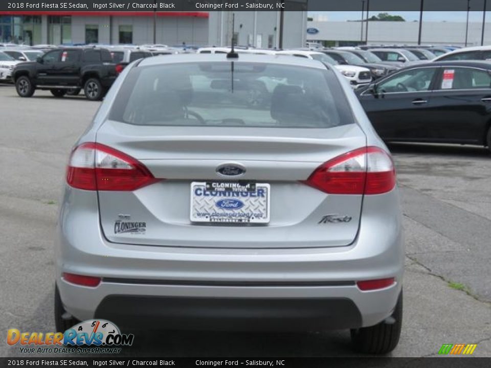 2018 Ford Fiesta SE Sedan Ingot Silver / Charcoal Black Photo #20