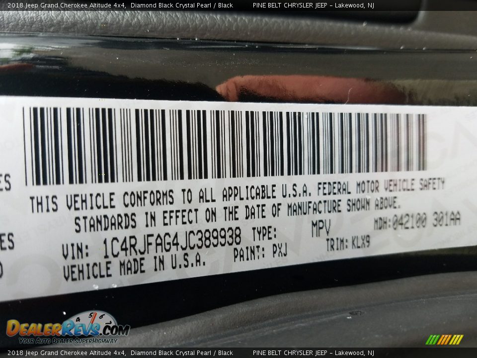 2018 Jeep Grand Cherokee Altitude 4x4 Diamond Black Crystal Pearl / Black Photo #9