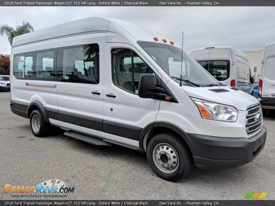Front 3/4 View of 2018 Ford Transit Passenger Wagon XLT 350 HR Long Photo #1