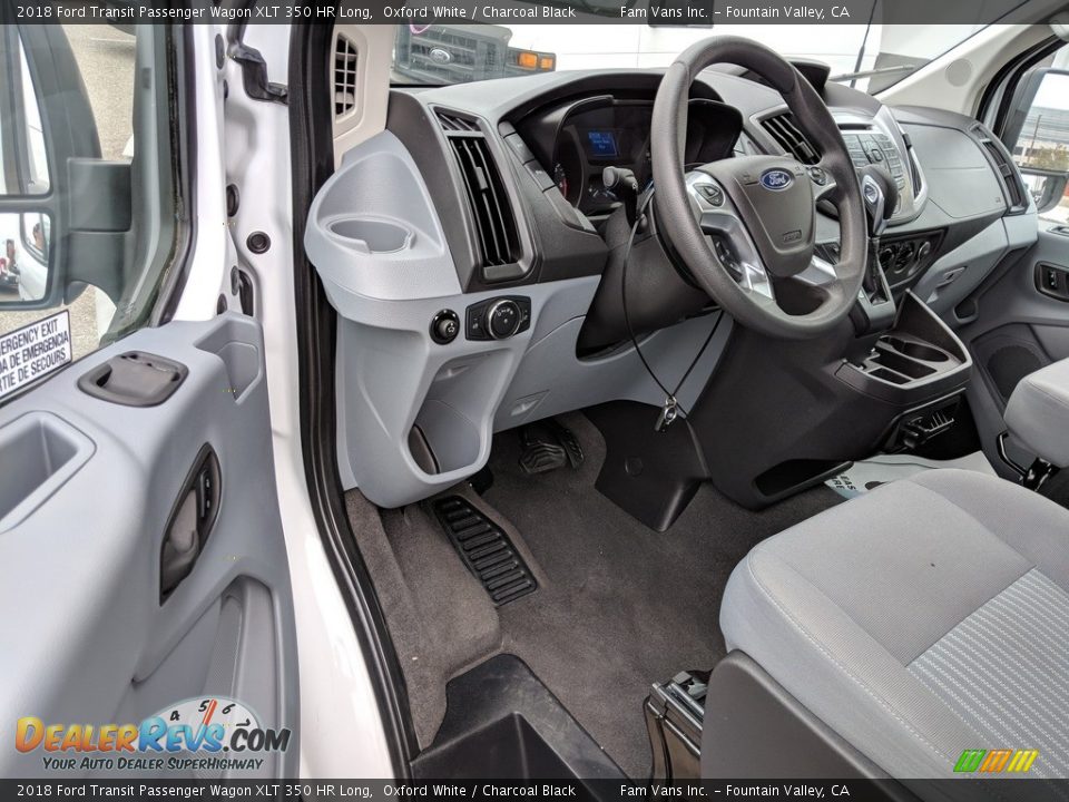 Dashboard of 2018 Ford Transit Passenger Wagon XLT 350 HR Long Photo #9