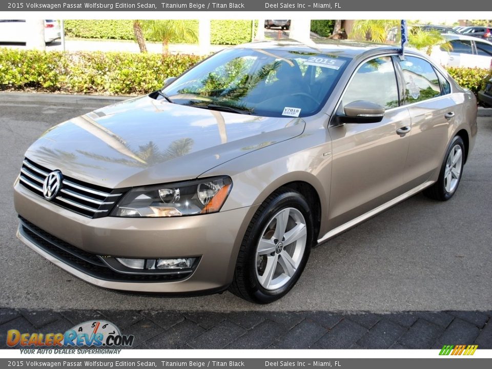 2015 Volkswagen Passat Wolfsburg Edition Sedan Titanium Beige / Titan Black Photo #4