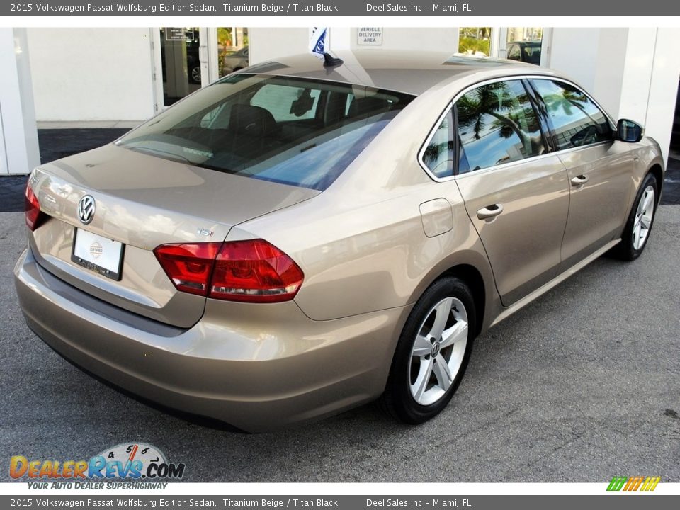 2015 Volkswagen Passat Wolfsburg Edition Sedan Titanium Beige / Titan Black Photo #9