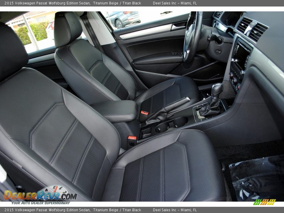 2015 Volkswagen Passat Wolfsburg Edition Sedan Titanium Beige / Titan Black Photo #19
