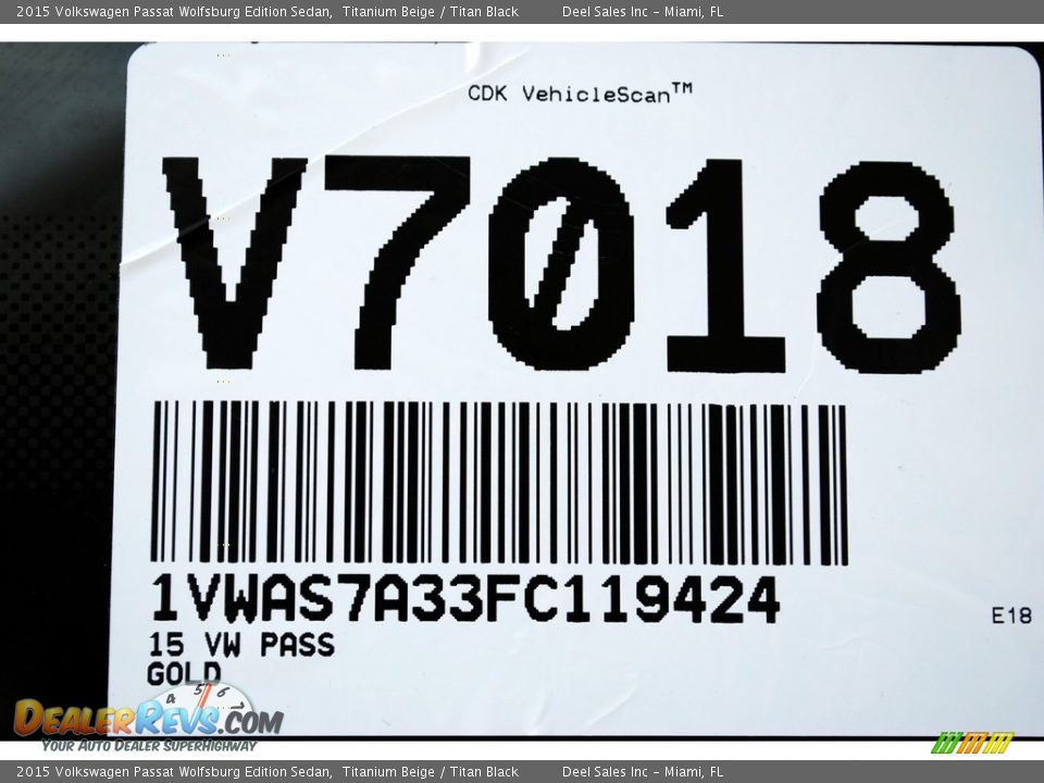 2015 Volkswagen Passat Wolfsburg Edition Sedan Titanium Beige / Titan Black Photo #20