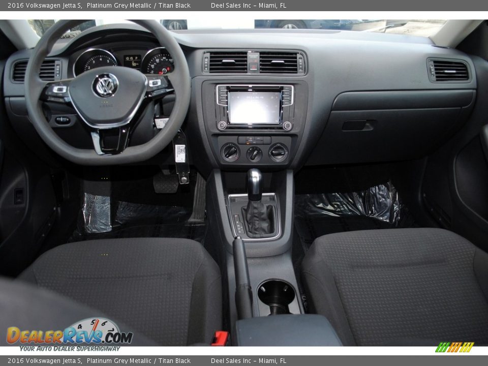 2016 Volkswagen Jetta S Platinum Grey Metallic / Titan Black Photo #13