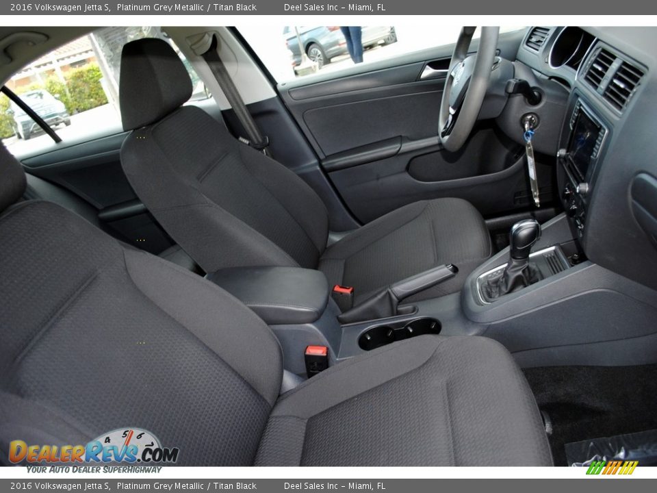 2016 Volkswagen Jetta S Platinum Grey Metallic / Titan Black Photo #18