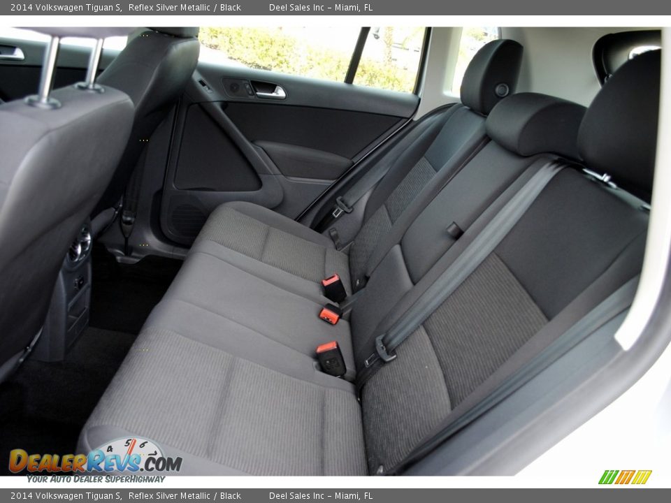 2014 Volkswagen Tiguan S Reflex Silver Metallic / Black Photo #10