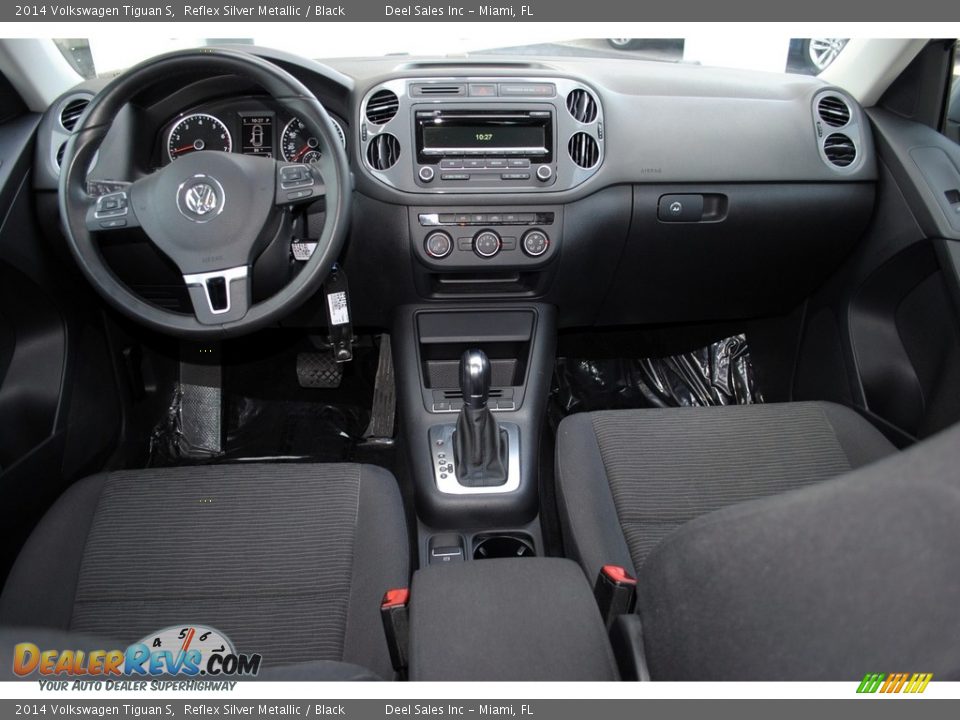 2014 Volkswagen Tiguan S Reflex Silver Metallic / Black Photo #11